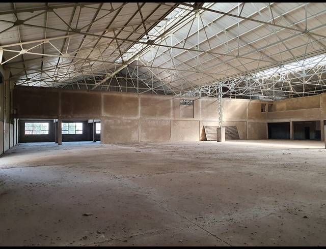 6,000M² WAREHOUSE FOR SALE IN ALBERTON NORTH